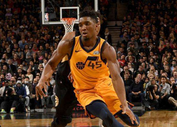 他在比赛中 他在比赛中