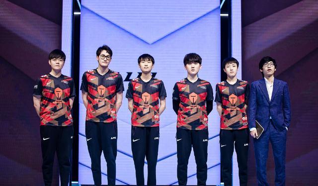 他不只是个 他不只是个