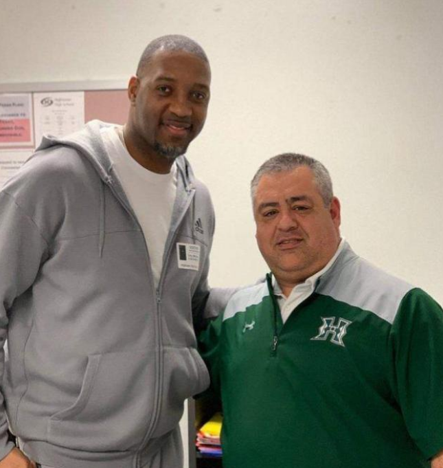 中的表现充 中的表现充