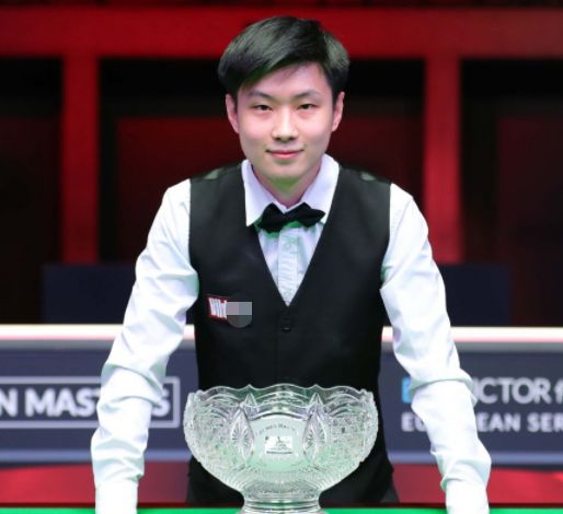 延伸到每一 延伸到每一